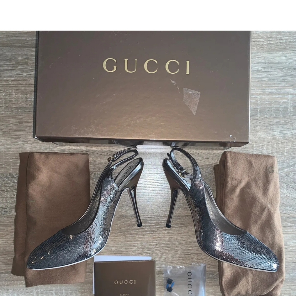 $750 Classy Gucci Silver Sequin Slingbacks Shoes - Women Heels Size 6 US